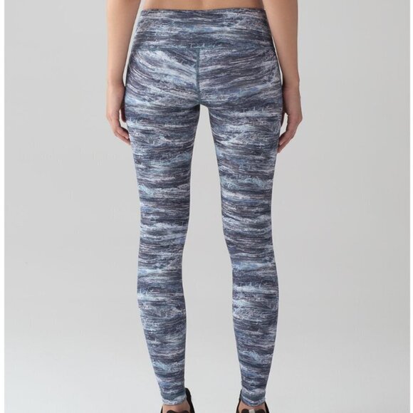 Lululemon Wunder Under Low-Rise Tight *Full-On Luxtreme 28" Aerial Drift Multi - Picture 6 of 6